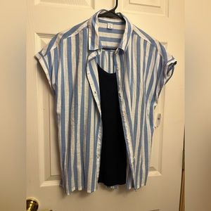 NWT - OLD NAVY - Cotton/Viscose Vertical Stripe Casual shirt.